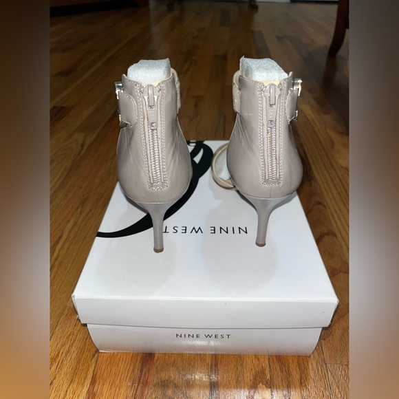 Nine West Graby Heels - Picture 3 of 14